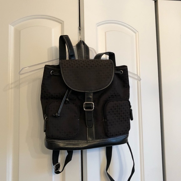 Nine&Co backpack - Picture 3 of 10